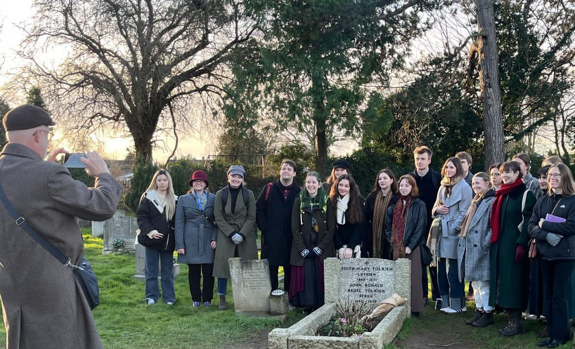 Whitworth Students at J.R.R. Tolkien's grave